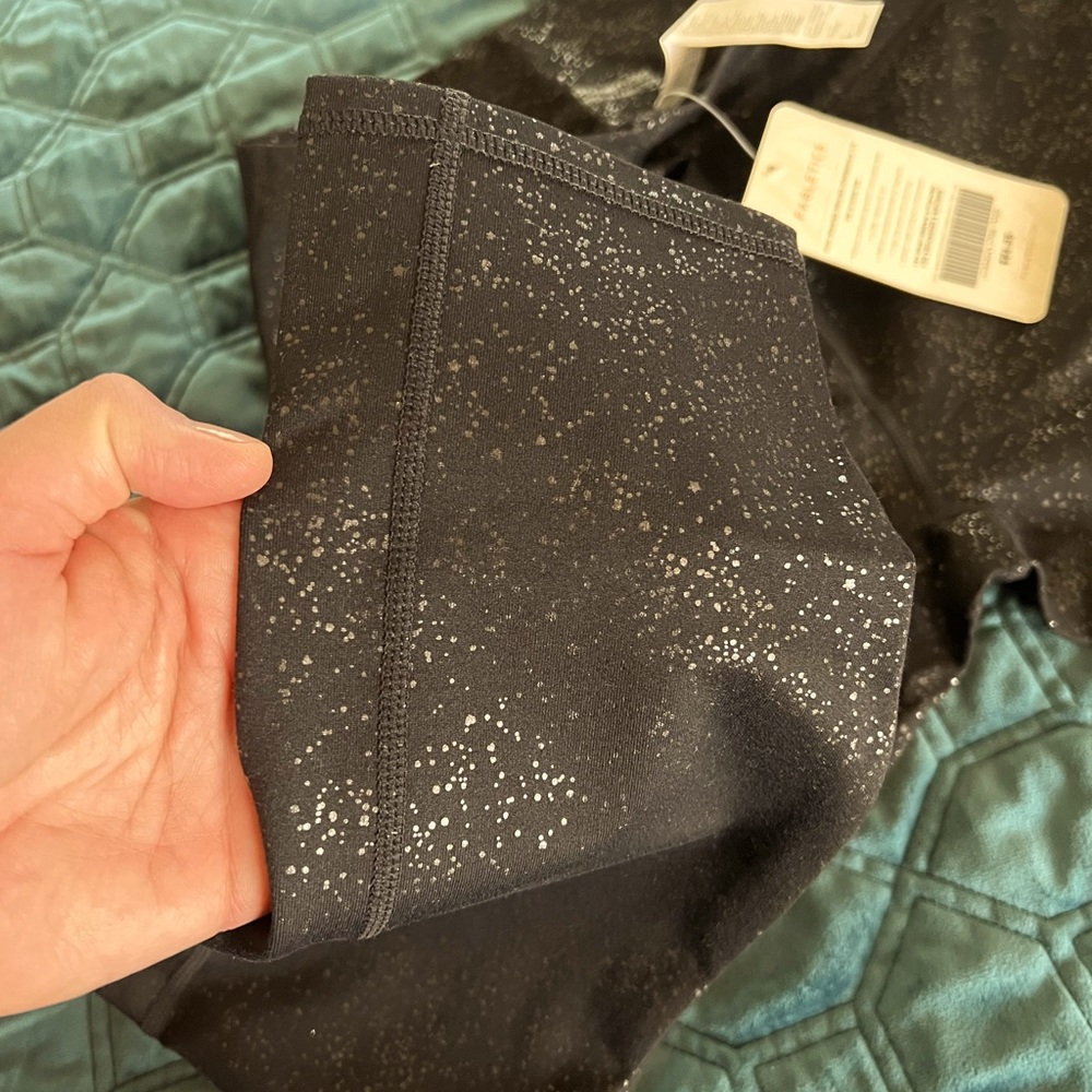 Fabletics black glam, activewear leggings